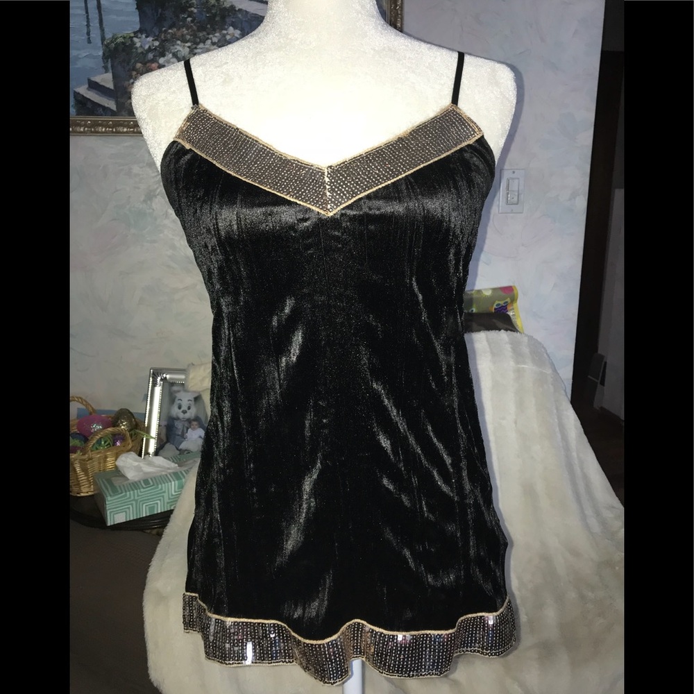 M - Dios Black velvety tank with gold sequin trim